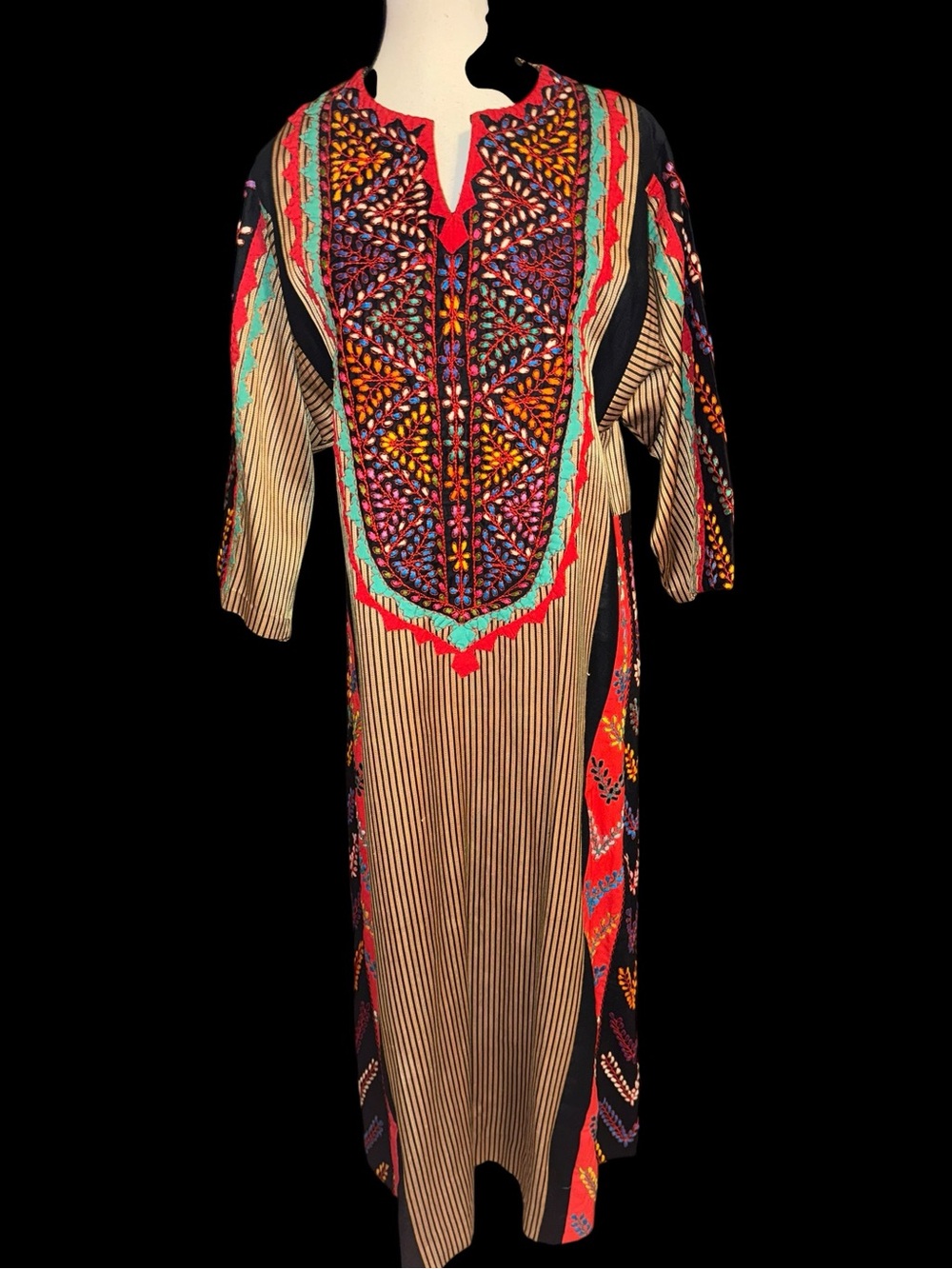 Vintage 70s Leila Jiryes Palestinian Embroidered Caftan Dress Amman Jordan